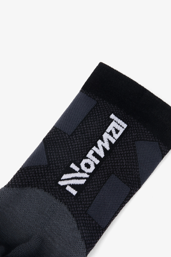 NNormal Race sock low cut N1ARS03-001 Black | 395127-PSF